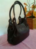 BOLSA DE MÃO EM COURO LEGÍTIMO -M